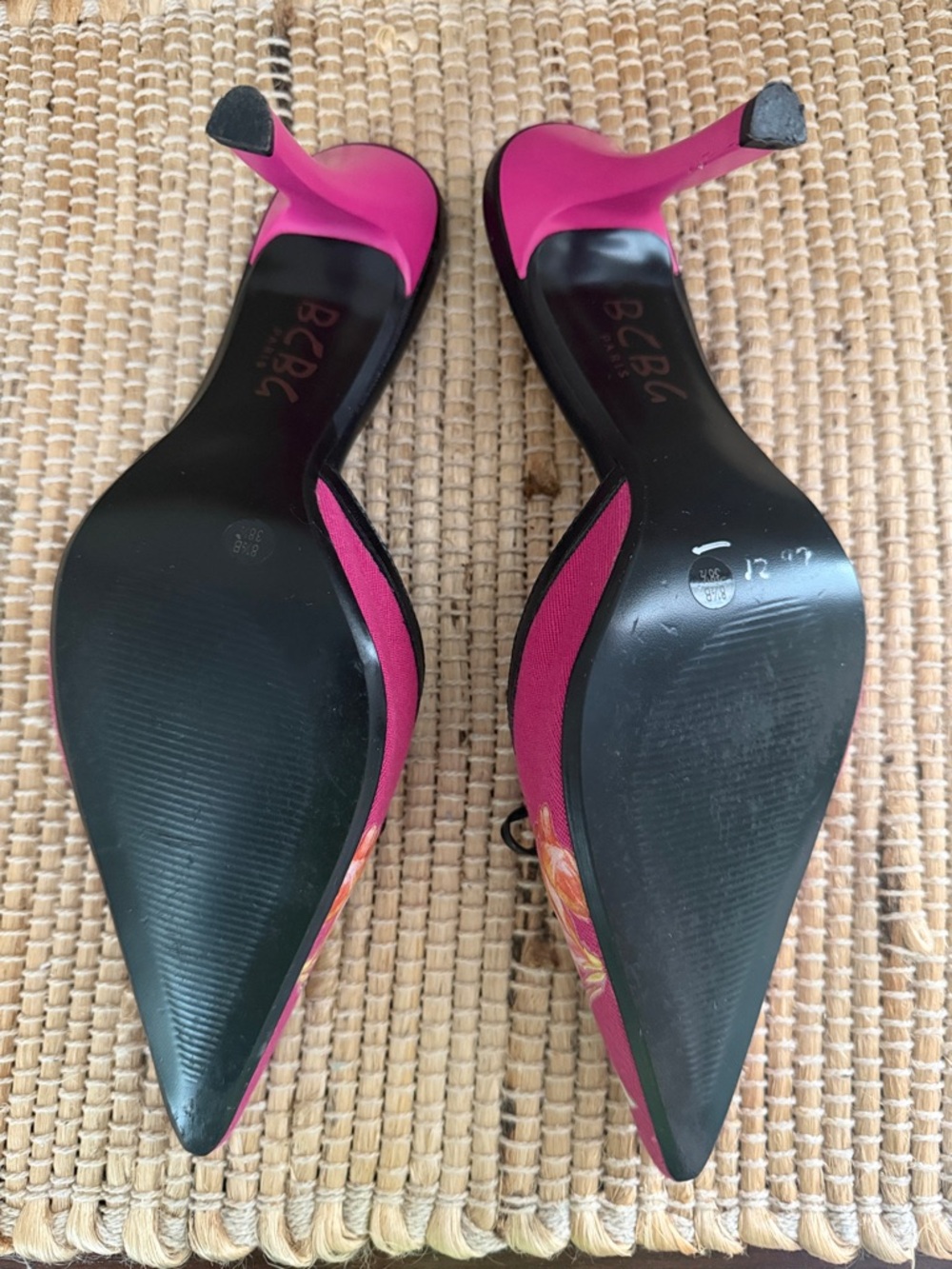 BCBG Paris Fuchsia Hot Pink Floral Pointed Mule Heels Women’s Size 8.5 Y2K - Picture 6 of 8
